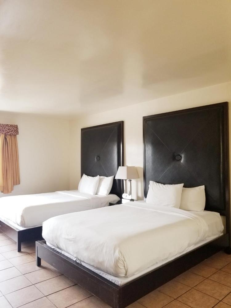 Double Room with Two Double Beds interior